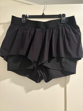 Popflex Women’s Black On the Run Ruffle Shorts